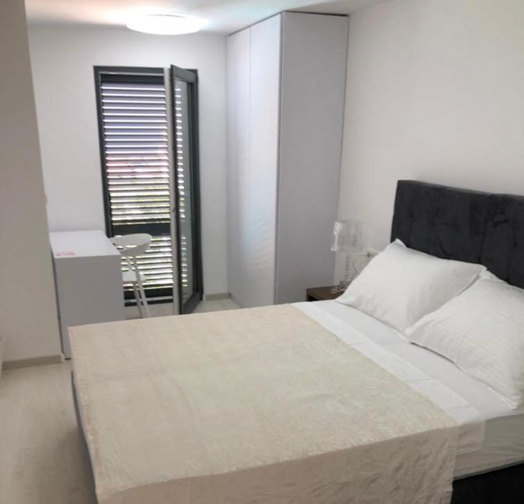 נובליה Villa Aquamarine Apartments מראה חיצוני תמונה