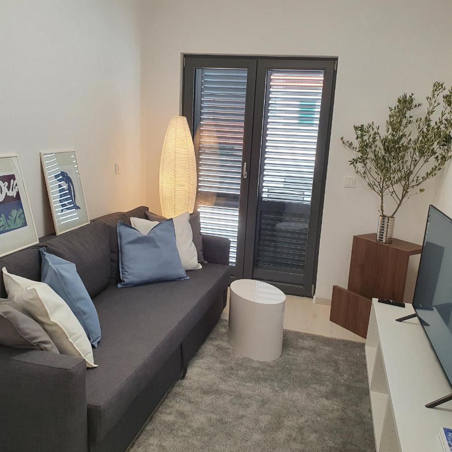 נובליה Villa Aquamarine Apartments מראה חיצוני תמונה