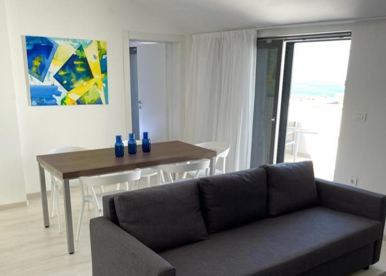נובליה Villa Aquamarine Apartments מראה חיצוני תמונה