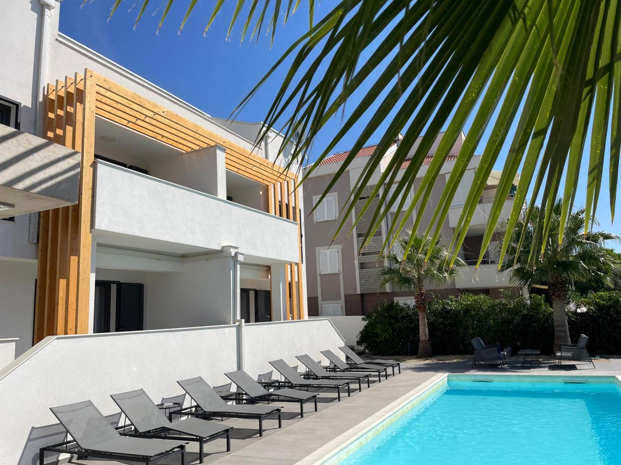 נובליה Villa Aquamarine Apartments מראה חיצוני תמונה